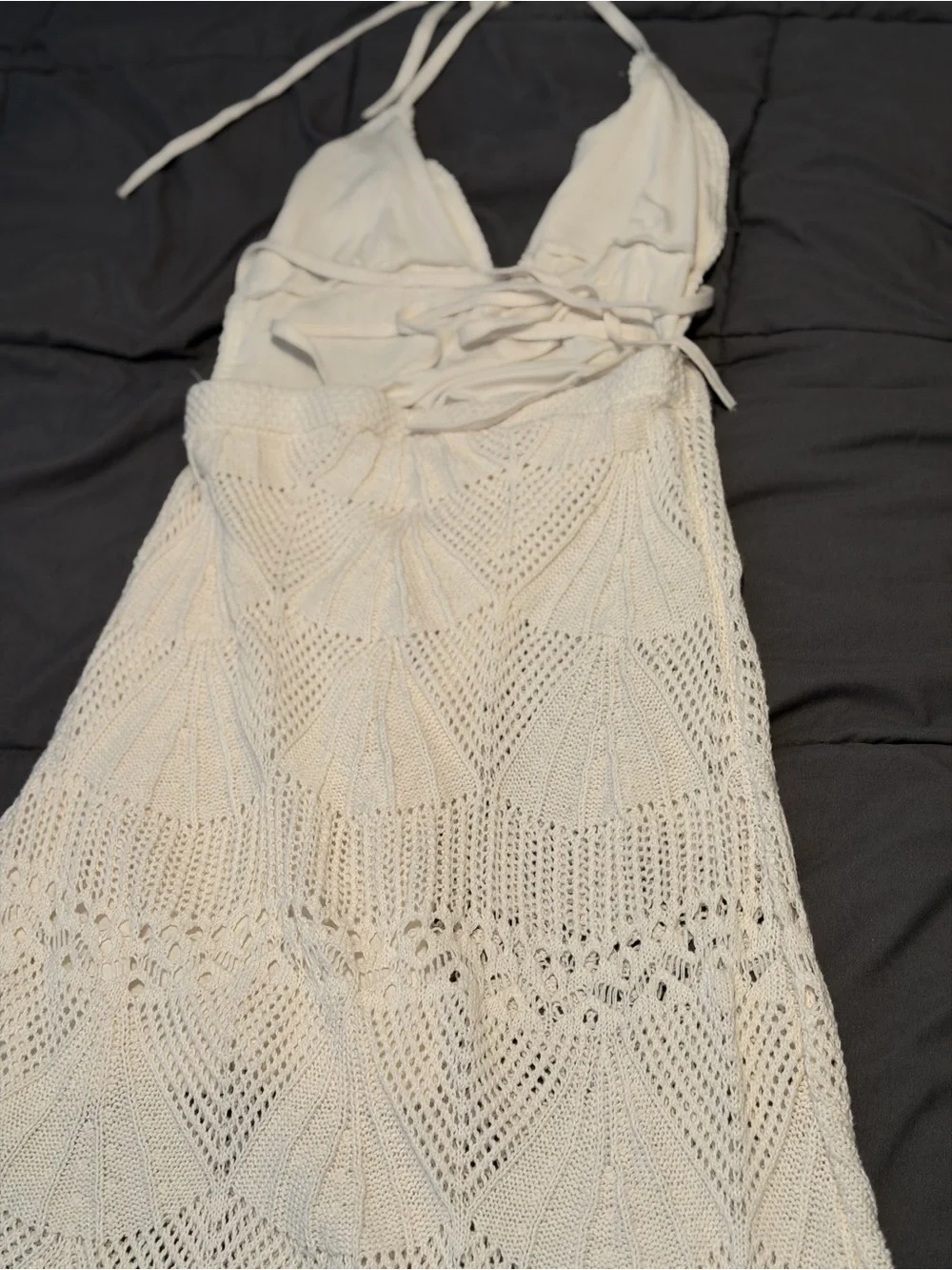 Abercrombie & FitchMaxi crocheted halter dress fully lined brand new